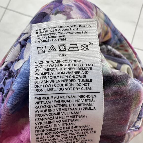 Athleta Leggings Womens Small Elation Capri Renewed Bloom Chrome Yoga Gym Active - Picture 6 of 11